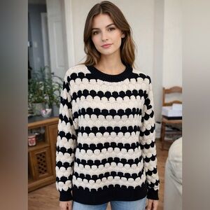 Pretty garden cream/black textured sweater, size small (oversized)